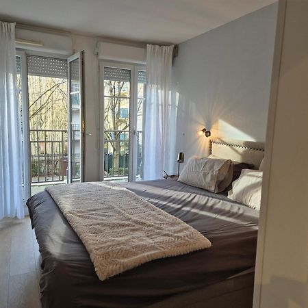 Appartement Cosy Pres Du Rer シェシー エクステリア 写真
