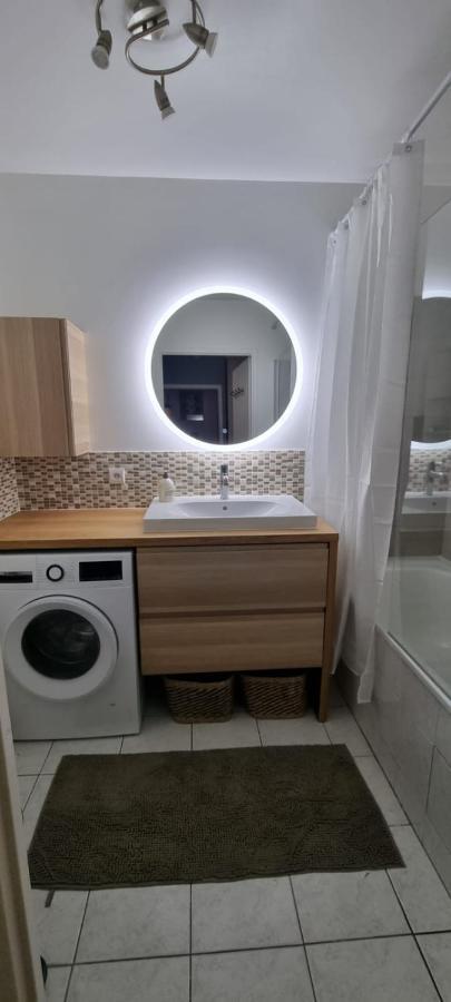Appartement Cosy Pres Du Rer シェシー エクステリア 写真