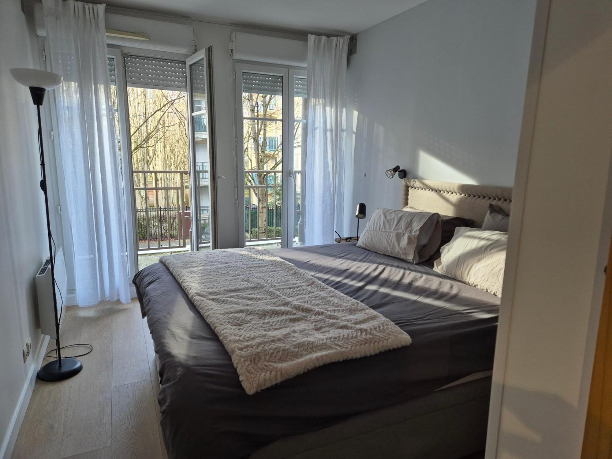Appartement Cosy Pres Du Rer シェシー エクステリア 写真