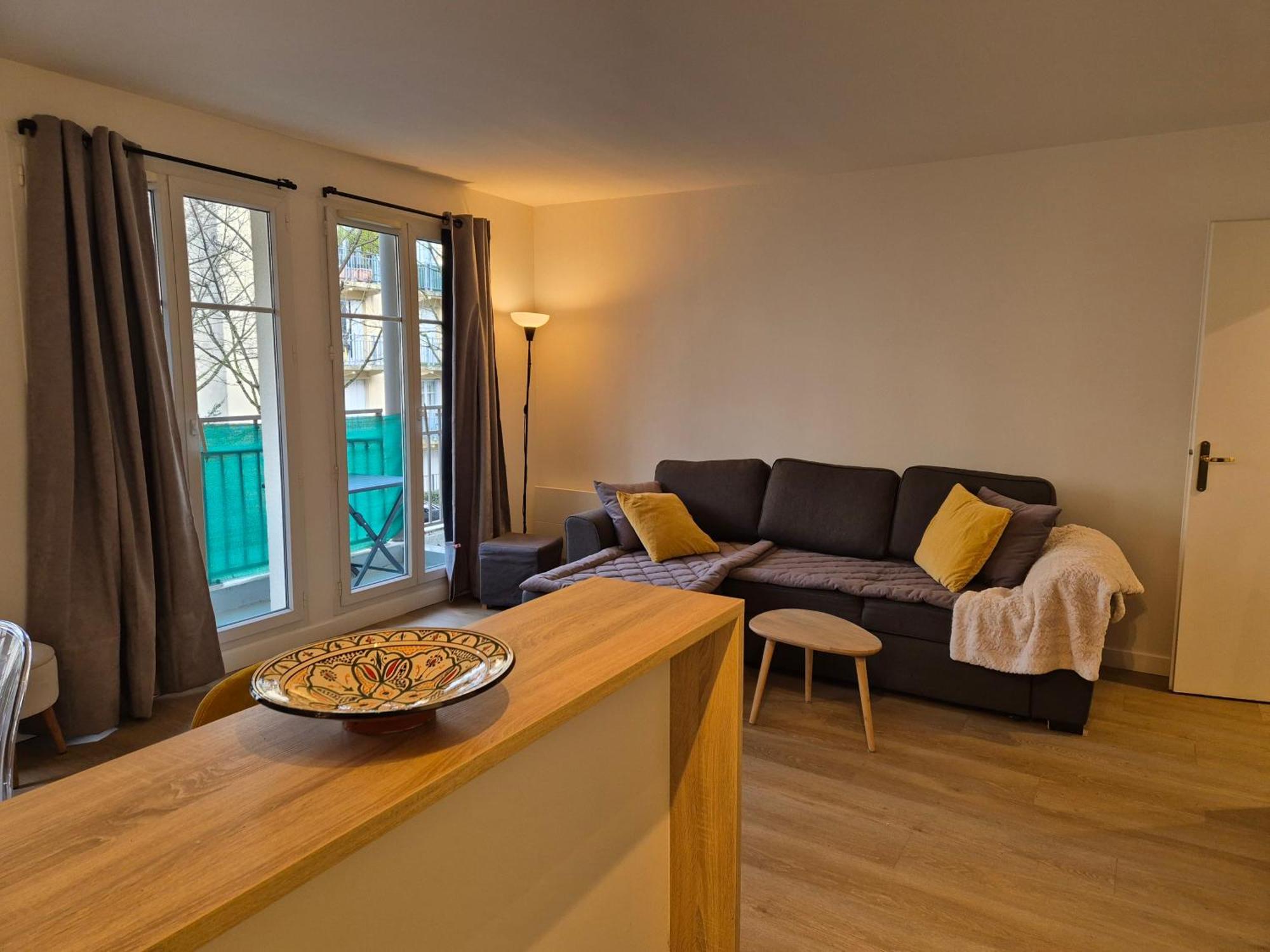Appartement Cosy Pres Du Rer シェシー エクステリア 写真